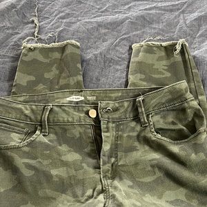 Camouflage Jeans